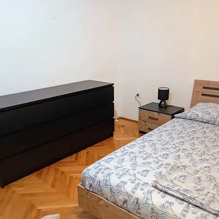 Apartment Sunny In